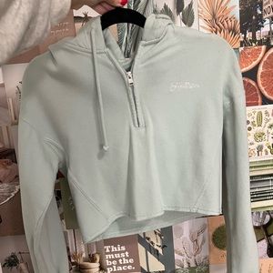 hollister cropped hoodie